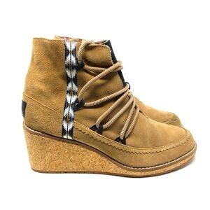 Pendleton Islegate Tie-up Tan Wedge Shoes with Patterned Trim